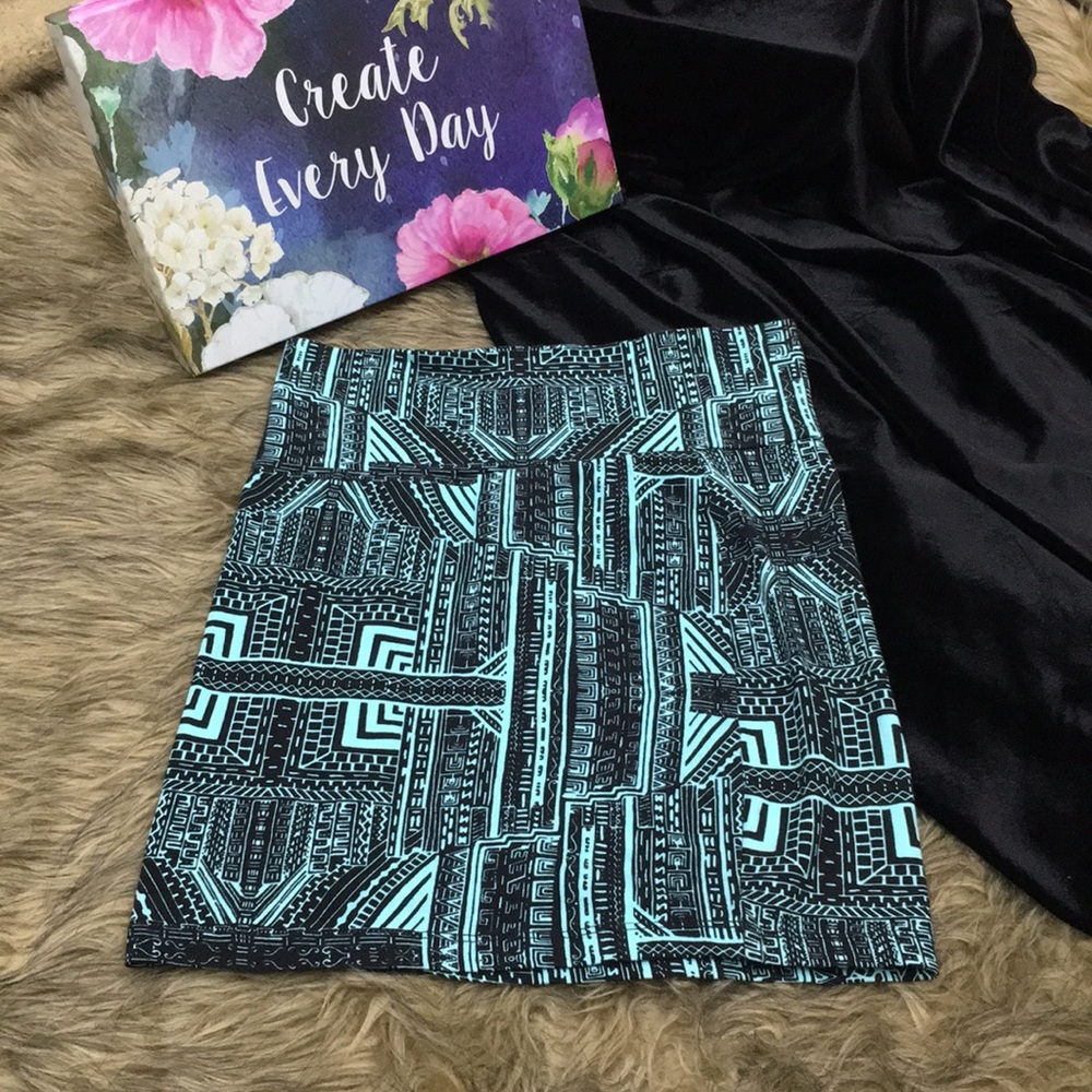 Tribal Print Mini Skirt